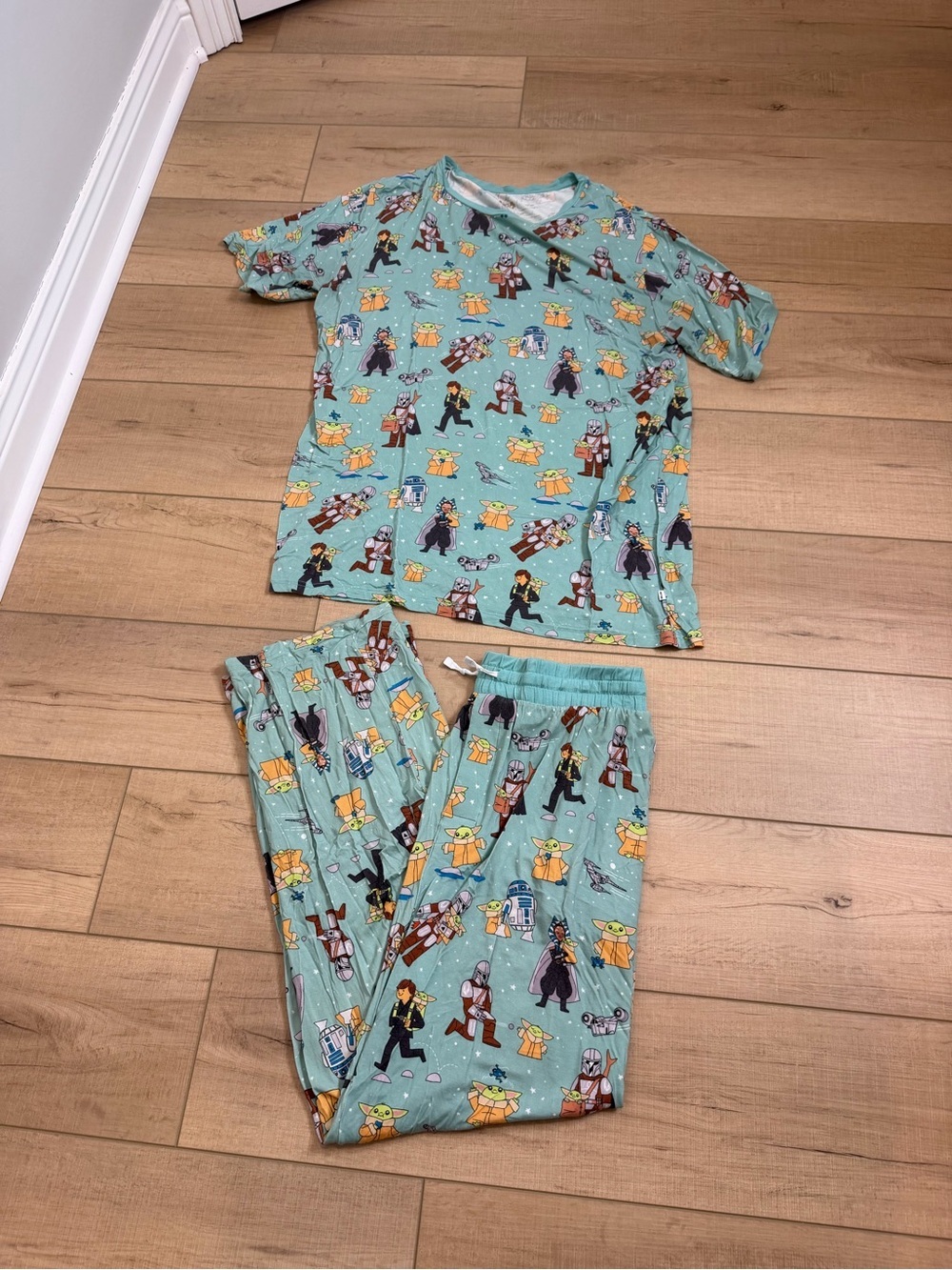 Little Sleepies Star Wars Grogu & Friends Mens Large Bamboo Pajama Set